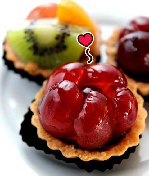 Some fruit tarts for lunch, anyone?