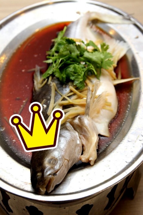 Freshly prepared steamed river fish, sooooo yummy!!