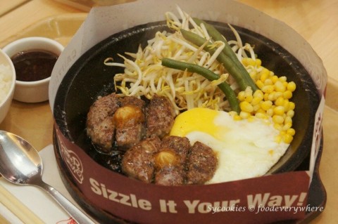 Watch it cook and sizzle it the way you like it. ^^