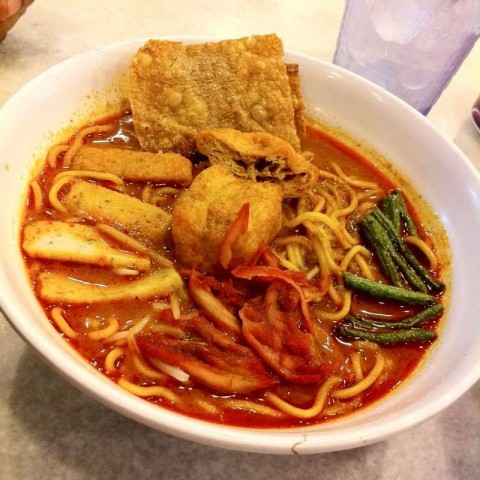 If you're not going for a heavy curry mee, this one is good enough :) 
