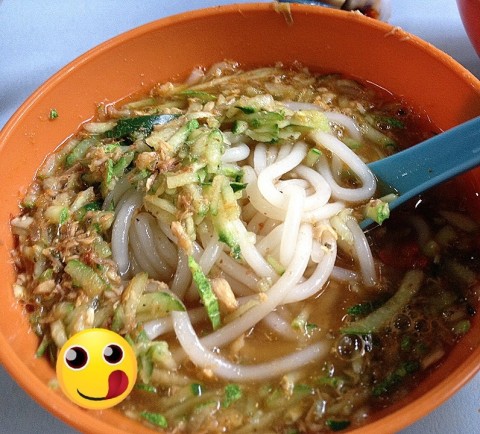laksa soup so yummy - fish fully blended with soup, assam taste great