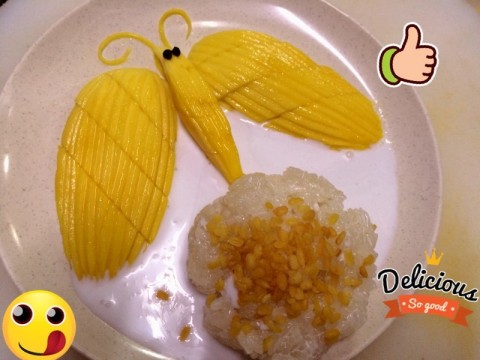 Sweet mango sticky rice