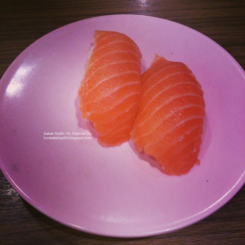 🍣love salmon!😻