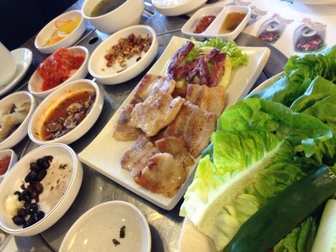 A very good korean food lunch, kimchi is very good, overall food rating is high. Give it a try !