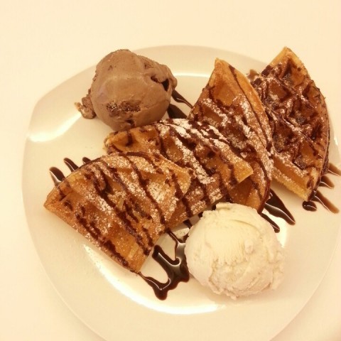 thank you my dear for buying this to me ^^! the waffle is flurry n soft, super nice with ice cream! 