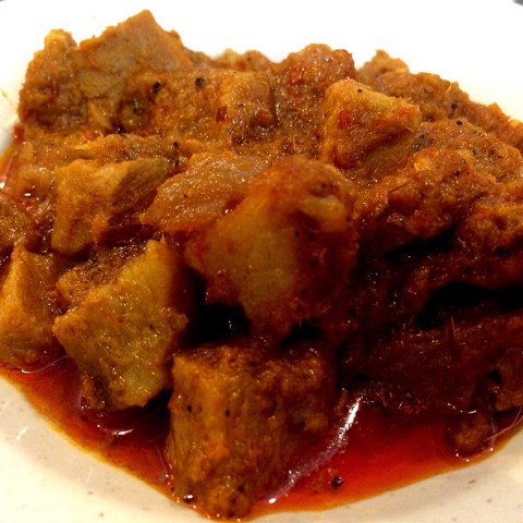 Warm Rendang Pork, but the curry had overshadowed the Pork meat taste