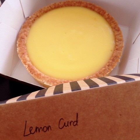 First try lemon curd :) hehehe desserts 