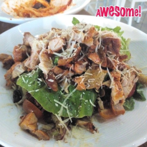 Superb Salad, So Delicious! Must Try!
Generous chicken portion!