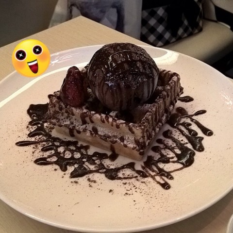#waffle#icecream#strawberry#chocolate#