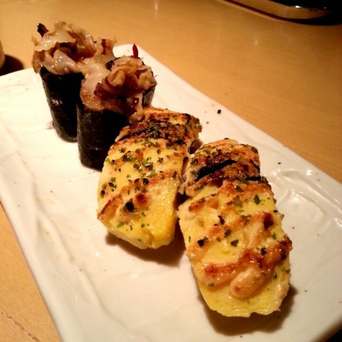 Tamago Mentai is the one I must eat while I dining in Sushi Zanmai! 