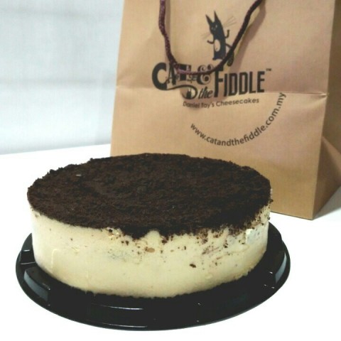 1.1kg Oreo Cheesecake
