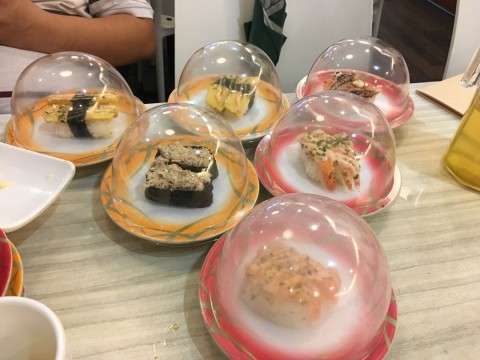 #sushi #salmon #tuna #prawn #rice 